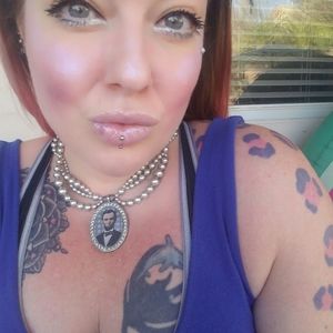 Meet your Posher, Marisa